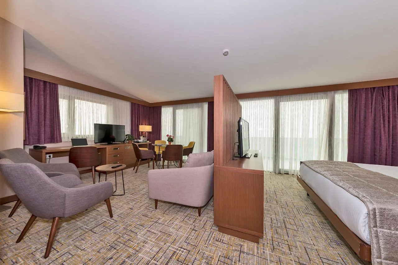 Land Park Hotel İstanbul