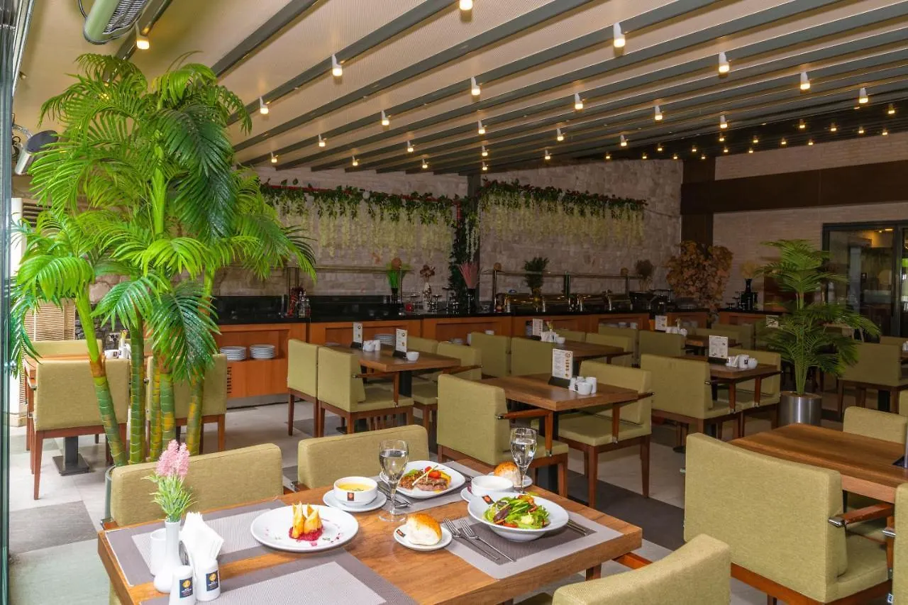 Land Park Hotel İstanbul 4*,  Türkiye