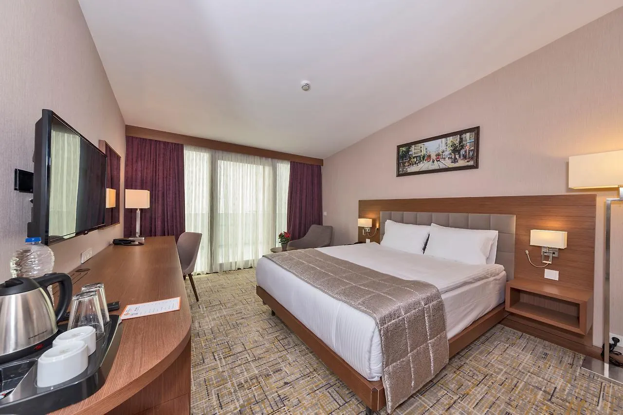 Land Park Hotel Istanbul 4*,  Turkey