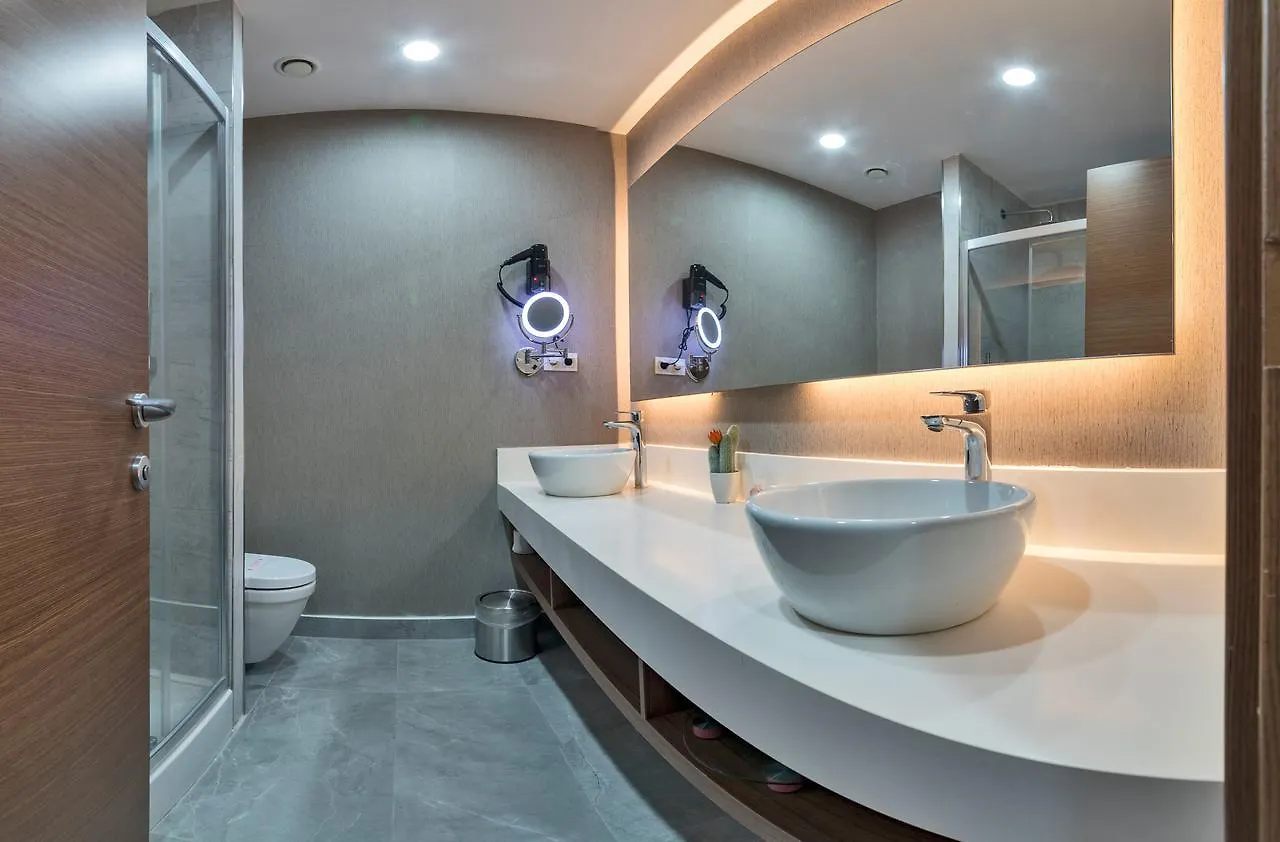 Land Park Hotel Istanbul