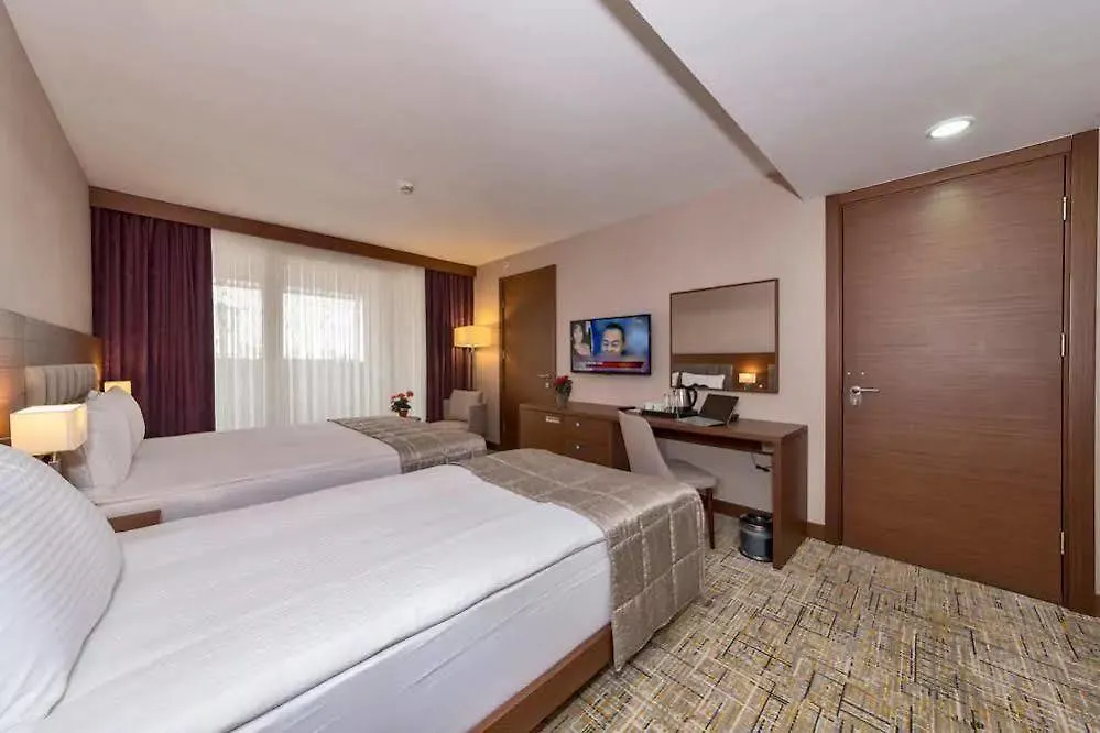 Land Park Hotel Istanbul 4*,  Turkey
