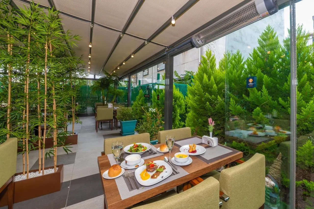 Land Park Hotel Istanbul